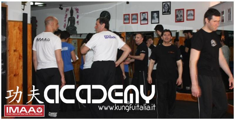 Kung Fu Academy Italia di Sifu Salvatore Mezzone Wing Tjun Ving Tsun Chun cinene artimarziali tradizionali e sport da combattimento Caserta accademia nazionale (1)